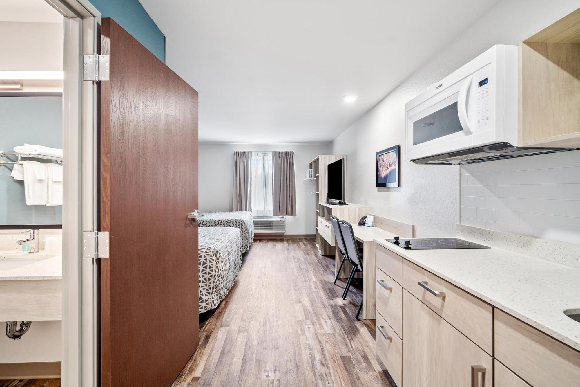 Woodspring Suites Winston-Salem Near Hanes Mall Bagian luar foto